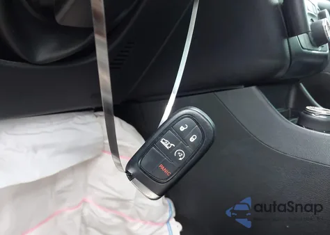 2019 Jeep Cherokee Limited 4X4 z USA, uszkodzony, nr VIN 1C4PJMDX9KD359630